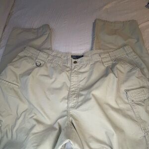 5.11 Tactical Series khaki‎ canvas ripstop pants size 44/34